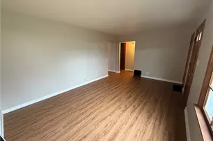 106 Selden Ave, Akron, OH 44301 - Photo 2