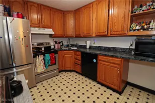 1401 Colony Dr, Streetsboro, OH 44241 - Photo 8