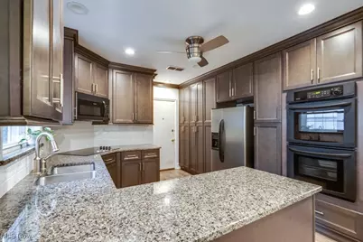 505 Ridgecrest Road, Akron, OH 44303 - Photo 12