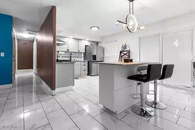 2255 Jackson Street, Lorain, OH 44052 - Photo 4