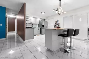 2255 Jackson St, Lorain, OH 44052 - Photo 4