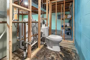 2255 Jackson St, Lorain, OH 44052 - Photo 24