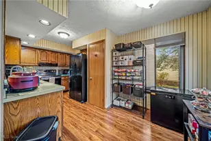 5885 Mallard Ct, Mentor, OH 44060 - Photo 14