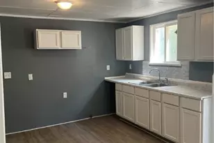 3461 E 143rd St, Loveland, OH 44120 - Photo 6