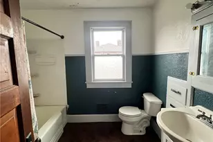 122 E 6th St, Uhrichsville, OH 44683 - Photo 16