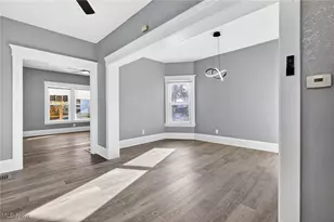 2202 E 100th St, Loveland, OH 44106 - Photo 8