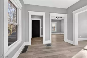 2202 E 100th St, Loveland, OH 44106 - Photo 14