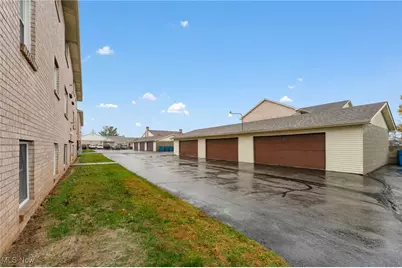 7357 Eisenhower Drive #6, Boardman, OH 44512 - Photo 24