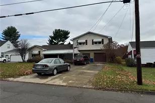 34 Iroquois St, Struthers, OH 44471 - Photo 6