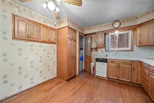 106 Maple Ave, Northfield, OH 44067 - Photo 12