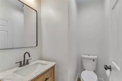 3299 Yorkshire Road, Loveland, OH 44118 - Photo 22