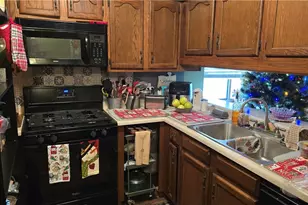 710 Belrock Ave, Belpre, OH 45714 - Photo 10