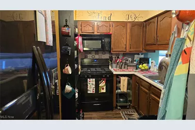 710 Belrock Avenue, Belpre, OH 45714 - Photo 8