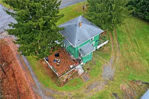 9210 Howland Springs Rd SE, Howland, OH 44484 - Photo 6