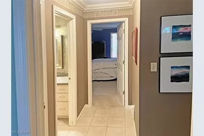 311 E 293rd Street, Willowick, OH 44095 - Photo 12