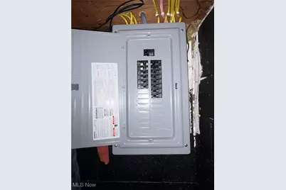 16901 Ridgeton Drive, Loveland, OH 44128 - Photo 10