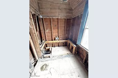 16901 Ridgeton Drive, Loveland, OH 44128 - Photo 18