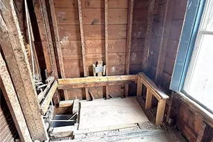 16901 Ridgeton Dr, Loveland, OH 44128 - Photo 8