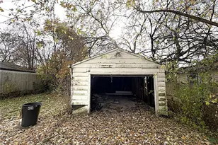 14914 Kingsford Ave, Loveland, OH 44128 - Photo 30