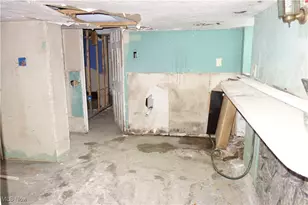 6090 Manchester Rd, New Franklin, OH 44319 - Photo 26