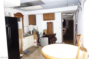 6090 Manchester Rd, New Franklin, OH 44319 - Photo 12