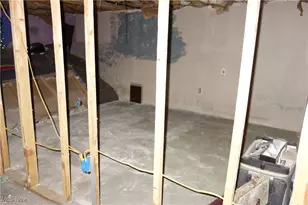 6090 Manchester Rd, New Franklin, OH 44319 - Photo 24