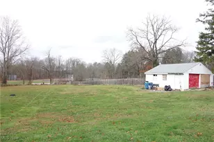 6090 Manchester Rd, New Franklin, OH 44319 - Photo 6