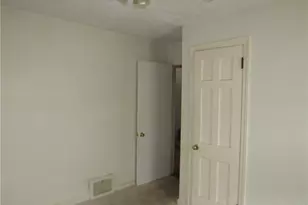 4550 Effie Rd, Loveland, OH 44105 - Photo 10