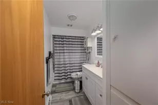 5355 Fulton Dr NW, Canton, OH 44718 - Photo 14