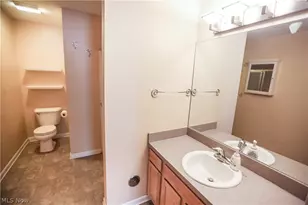 2025 Foxglove Ln, Grandview Heights, OH 44147 - Photo 28