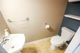 2025 Foxglove Ln, Grandview Heights, OH 44147 - Photo 20