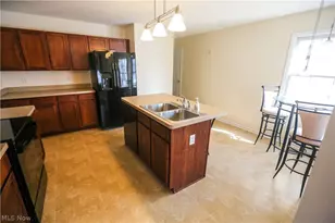 2025 Foxglove Ln, Grandview Heights, OH 44147 - Photo 14