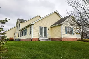 2025 Foxglove Ln, Grandview Heights, OH 44147 - Photo 38