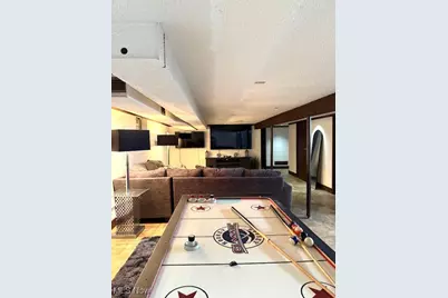 1161 Magdalyn Drive, Akron, OH 44320 - Photo 16