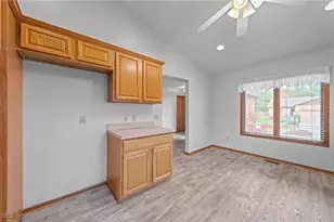 2186 Prestwick Dr, Uniontown, OH 44685 - Photo 14