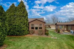 2186 Prestwick Dr, Uniontown, OH 44685 - Photo 46