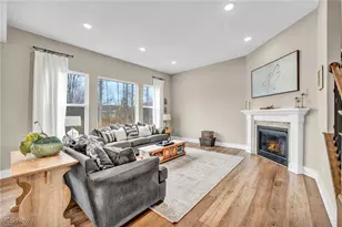 24032 Edward Ln, Columbia Station, OH 44028 - Photo 10