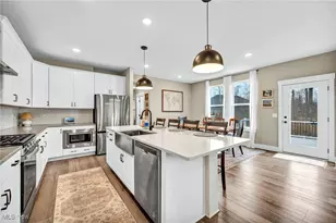 24032 Edward Ln, Columbia Station, OH 44028 - Photo 14