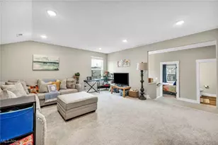 24032 Edward Ln, Columbia Station, OH 44028 - Photo 32