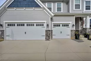 24032 Edward Ln, Columbia Station, OH 44028 - Photo 2