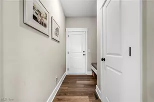 24032 Edward Ln, Columbia Station, OH 44028 - Photo 28