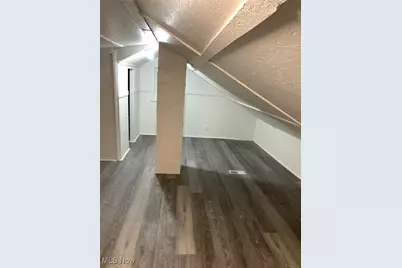 34010 Victor Drive, Eastlake, OH 44095 - Photo 22