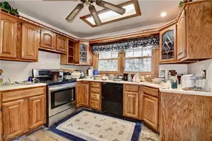 4165 Surrey Dr, Minerva, OH 44657 - Photo 14