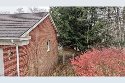 4165 Surrey Drive, Minerva, OH 44657 - Photo 4