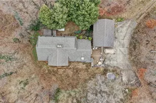 4165 Surrey Dr, Minerva, OH 44657 - Photo 2