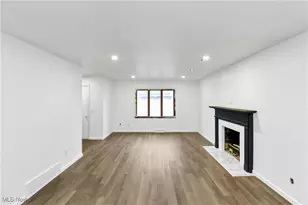 334 16th St, Elyria, OH 44035 - Photo 14