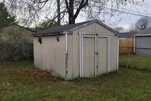 4260 Brockley Ave, Sheffield Lake, OH 44054 - Photo 6