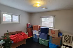 4260 Brockley Ave, Sheffield Lake, OH 44054 - Photo 22