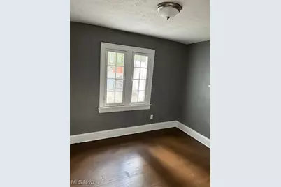 508 Eva Avenue, Akron, OH 44301 - Photo 10