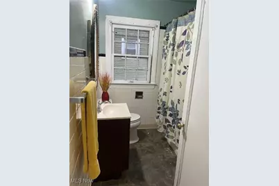 559 E Avondale Avenue, Youngstown, OH 44502 - Photo 4